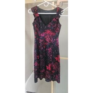 Gorgeous small tahari 2 dress midi black  sweetheart floral burgundy red purple
